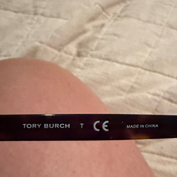 Tory Burch Tortoiseshell Sunglasses with Brown Lenses - Picture 4 of 6